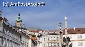 [P50] Coloana Sfintei Treimi și palatul Hatigrovsky » foto by Carmen Ion
 - 
<span class="allrVoted glyphicon glyphicon-heart hidden" id="av1287431"></span>
<a class="m-l-10 hidden" id="sv1287431" onclick="voting_Foto_DelVot(,1287431,3167)" role="button">șterge vot <span class="glyphicon glyphicon-remove"></span></a>
<a id="v91287431" class=" c-red"  onclick="voting_Foto_SetVot(1287431)" role="button"><span class="glyphicon glyphicon-heart-empty"></span> <b>LIKE</b> = Votează poza</a> <img class="hidden"  id="f1287431W9" src="/imagini/loader.gif" border="0" /><span class="AjErrMes hidden" id="e1287431ErM"></span>