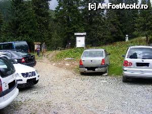 [P18] Capătul dinspre camping al parcării » foto by Puiu2010
 - 
<span class="allrVoted glyphicon glyphicon-heart hidden" id="av449173"></span>
<a class="m-l-10 hidden" id="sv449173" onclick="voting_Foto_DelVot(,449173,3180)" role="button">șterge vot <span class="glyphicon glyphicon-remove"></span></a>
<a id="v9449173" class=" c-red"  onclick="voting_Foto_SetVot(449173)" role="button"><span class="glyphicon glyphicon-heart-empty"></span> <b>LIKE</b> = Votează poza</a> <img class="hidden"  id="f449173W9" src="/imagini/loader.gif" border="0" /><span class="AjErrMes hidden" id="e449173ErM"></span>