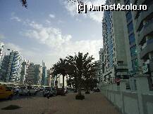 [P31] Sheik Zayed Road in zona Dubai Marina,la aproape 20-30 km de zona cu Emirates Towers aflate tot pe Sheich Zayed Road » foto by station5*
 - 
<span class="allrVoted glyphicon glyphicon-heart hidden" id="av196299"></span>
<a class="m-l-10 hidden" id="sv196299" onclick="voting_Foto_DelVot(,196299,3199)" role="button">șterge vot <span class="glyphicon glyphicon-remove"></span></a>
<a id="v9196299" class=" c-red"  onclick="voting_Foto_SetVot(196299)" role="button"><span class="glyphicon glyphicon-heart-empty"></span> <b>LIKE</b> = Votează poza</a> <img class="hidden"  id="f196299W9" src="/imagini/loader.gif" border="0" /><span class="AjErrMes hidden" id="e196299ErM"></span>