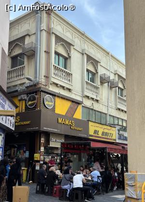 [P22] Ceva de necrezut în Dubaiul vechi și în timpul ramadanului  : în mijlocul unei străduțe pietonale se află o terasă plină de turiști care mănâncă » foto by AZE
 - 
<span class="allrVoted glyphicon glyphicon-heart hidden" id="av1502802"></span>
<a class="m-l-10 hidden" id="sv1502802" onclick="voting_Foto_DelVot(,1502802,3199)" role="button">șterge vot <span class="glyphicon glyphicon-remove"></span></a>
<a id="v91502802" class=" c-red"  onclick="voting_Foto_SetVot(1502802)" role="button"><span class="glyphicon glyphicon-heart-empty"></span> <b>LIKE</b> = Votează poza</a> <img class="hidden"  id="f1502802W9" src="/imagini/loader.gif" border="0" /><span class="AjErrMes hidden" id="e1502802ErM"></span>