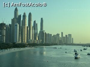 [P05] Skyline Marina văzut dinspre insula palmier » foto by AZE
 - 
<span class="allrVoted glyphicon glyphicon-heart hidden" id="av1503598"></span>
<a class="m-l-10 hidden" id="sv1503598" onclick="voting_Foto_DelVot(,1503598,3199)" role="button">șterge vot <span class="glyphicon glyphicon-remove"></span></a>
<a id="v91503598" class=" c-red"  onclick="voting_Foto_SetVot(1503598)" role="button"><span class="glyphicon glyphicon-heart-empty"></span> <b>LIKE</b> = Votează poza</a> <img class="hidden"  id="f1503598W9" src="/imagini/loader.gif" border="0" /><span class="AjErrMes hidden" id="e1503598ErM"></span>