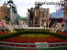 [P08] Walt Disney Studios Park » foto by allyy
 - 
<span class="allrVoted glyphicon glyphicon-heart hidden" id="av28037"></span>
<a class="m-l-10 hidden" id="sv28037" onclick="voting_Foto_DelVot(,28037,3203)" role="button">șterge vot <span class="glyphicon glyphicon-remove"></span></a>
<a id="v928037" class=" c-red"  onclick="voting_Foto_SetVot(28037)" role="button"><span class="glyphicon glyphicon-heart-empty"></span> <b>LIKE</b> = Votează poza</a> <img class="hidden"  id="f28037W9" src="/imagini/loader.gif" border="0" /><span class="AjErrMes hidden" id="e28037ErM"></span>