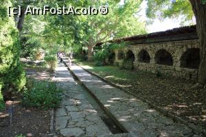 [P55] Balcic, Castelul și Grădina Botanică, Grădina Ghetsimani cu imenși platani dar și cu un secular ginko biloba... » foto by mprofeanu
 - 
<span class="allrVoted glyphicon glyphicon-heart hidden" id="av1218001"></span>
<a class="m-l-10 hidden" id="sv1218001" onclick="voting_Foto_DelVot(,1218001,3210)" role="button">șterge vot <span class="glyphicon glyphicon-remove"></span></a>
<a id="v91218001" class=" c-red"  onclick="voting_Foto_SetVot(1218001)" role="button"><span class="glyphicon glyphicon-heart-empty"></span> <b>LIKE</b> = Votează poza</a> <img class="hidden"  id="f1218001W9" src="/imagini/loader.gif" border="0" /><span class="AjErrMes hidden" id="e1218001ErM"></span>