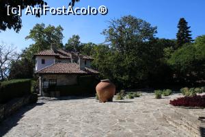 [P59] Balcic, Castelul și Grădina Botanică, Vila Prințul Nicolae văzută din alt unghi » foto by mprofeanu
 - 
<span class="allrVoted glyphicon glyphicon-heart hidden" id="av1218005"></span>
<a class="m-l-10 hidden" id="sv1218005" onclick="voting_Foto_DelVot(,1218005,3210)" role="button">șterge vot <span class="glyphicon glyphicon-remove"></span></a>
<a id="v91218005" class=" c-red"  onclick="voting_Foto_SetVot(1218005)" role="button"><span class="glyphicon glyphicon-heart-empty"></span> <b>LIKE</b> = Votează poza</a> <img class="hidden"  id="f1218005W9" src="/imagini/loader.gif" border="0" /><span class="AjErrMes hidden" id="e1218005ErM"></span>