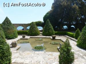 [P27] Curtea englezească » foto by fredutza
 - 
<span class="allrVoted glyphicon glyphicon-heart hidden" id="av875287"></span>
<a class="m-l-10 hidden" id="sv875287" onclick="voting_Foto_DelVot(,875287,3210)" role="button">șterge vot <span class="glyphicon glyphicon-remove"></span></a>
<a id="v9875287" class=" c-red"  onclick="voting_Foto_SetVot(875287)" role="button"><span class="glyphicon glyphicon-heart-empty"></span> <b>LIKE</b> = Votează poza</a> <img class="hidden"  id="f875287W9" src="/imagini/loader.gif" border="0" /><span class="AjErrMes hidden" id="e875287ErM"></span>