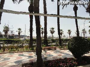 [P55] Alicante: Explanada de Espana si portul » foto by zuftim
 - 
<span class="allrVoted glyphicon glyphicon-heart hidden" id="av599917"></span>
<a class="m-l-10 hidden" id="sv599917" onclick="voting_Foto_DelVot(,599917,3218)" role="button">șterge vot <span class="glyphicon glyphicon-remove"></span></a>
<a id="v9599917" class=" c-red"  onclick="voting_Foto_SetVot(599917)" role="button"><span class="glyphicon glyphicon-heart-empty"></span> <b>LIKE</b> = Votează poza</a> <img class="hidden"  id="f599917W9" src="/imagini/loader.gif" border="0" /><span class="AjErrMes hidden" id="e599917ErM"></span>