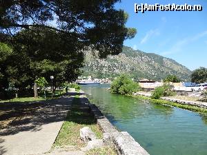 [P21] Canal ce duce spre mare » foto by Marian Preda
 - 
<span class="allrVoted glyphicon glyphicon-heart hidden" id="av585185"></span>
<a class="m-l-10 hidden" id="sv585185" onclick="voting_Foto_DelVot(,585185,3229)" role="button">șterge vot <span class="glyphicon glyphicon-remove"></span></a>
<a id="v9585185" class=" c-red"  onclick="voting_Foto_SetVot(585185)" role="button"><span class="glyphicon glyphicon-heart-empty"></span> <b>LIKE</b> = Votează poza</a> <img class="hidden"  id="f585185W9" src="/imagini/loader.gif" border="0" /><span class="AjErrMes hidden" id="e585185ErM"></span>