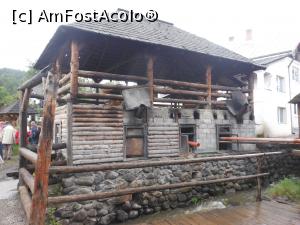 [P06] Sârbi - Ansamblul de arhitectură tehnică populară. » foto by iulianic
 - 
<span class="allrVoted glyphicon glyphicon-heart hidden" id="av1337602"></span>
<a class="m-l-10 hidden" id="sv1337602" onclick="voting_Foto_DelVot(,1337602,3234)" role="button">șterge vot <span class="glyphicon glyphicon-remove"></span></a>
<a id="v91337602" class=" c-red"  onclick="voting_Foto_SetVot(1337602)" role="button"><span class="glyphicon glyphicon-heart-empty"></span> <b>LIKE</b> = Votează poza</a> <img class="hidden"  id="f1337602W9" src="/imagini/loader.gif" border="0" /><span class="AjErrMes hidden" id="e1337602ErM"></span>