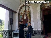 [P04] Biserica Petrova - Pictura de la intrarea in biserica, in stanga. » foto by creivean
 - 
<span class="allrVoted glyphicon glyphicon-heart hidden" id="av69973"></span>
<a class="m-l-10 hidden" id="sv69973" onclick="voting_Foto_DelVot(,69973,3234)" role="button">șterge vot <span class="glyphicon glyphicon-remove"></span></a>
<a id="v969973" class=" c-red"  onclick="voting_Foto_SetVot(69973)" role="button"><span class="glyphicon glyphicon-heart-empty"></span> <b>LIKE</b> = Votează poza</a> <img class="hidden"  id="f69973W9" src="/imagini/loader.gif" border="0" /><span class="AjErrMes hidden" id="e69973ErM"></span>