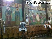 [P07] Biserica Petrova - se observa mobiliarul sculptat, pictura si obiectele de cult cusute de mana. » foto by creivean
 - 
<span class="allrVoted glyphicon glyphicon-heart hidden" id="av69976"></span>
<a class="m-l-10 hidden" id="sv69976" onclick="voting_Foto_DelVot(,69976,3234)" role="button">șterge vot <span class="glyphicon glyphicon-remove"></span></a>
<a id="v969976" class=" c-red"  onclick="voting_Foto_SetVot(69976)" role="button"><span class="glyphicon glyphicon-heart-empty"></span> <b>LIKE</b> = Votează poza</a> <img class="hidden"  id="f69976W9" src="/imagini/loader.gif" border="0" /><span class="AjErrMes hidden" id="e69976ErM"></span>