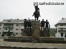 [P04] Bogdan-Voda- monumentul intemeietorului de tara » foto by adria
 - 
<span class="allrVoted glyphicon glyphicon-heart hidden" id="av76684"></span>
<a class="m-l-10 hidden" id="sv76684" onclick="voting_Foto_DelVot(,76684,3234)" role="button">șterge vot <span class="glyphicon glyphicon-remove"></span></a>
<a id="v976684" class=" c-red"  onclick="voting_Foto_SetVot(76684)" role="button"><span class="glyphicon glyphicon-heart-empty"></span> <b>LIKE</b> = Votează poza</a> <img class="hidden"  id="f76684W9" src="/imagini/loader.gif" border="0" /><span class="AjErrMes hidden" id="e76684ErM"></span>
