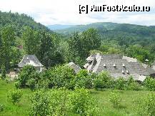 [P06] Noi privim peisajul mirific, pe noi ne privesc ochii vigilenti ai caselor din Barsana » foto by adria
 - 
<span class="allrVoted glyphicon glyphicon-heart hidden" id="av76686"></span>
<a class="m-l-10 hidden" id="sv76686" onclick="voting_Foto_DelVot(,76686,3234)" role="button">șterge vot <span class="glyphicon glyphicon-remove"></span></a>
<a id="v976686" class=" c-red"  onclick="voting_Foto_SetVot(76686)" role="button"><span class="glyphicon glyphicon-heart-empty"></span> <b>LIKE</b> = Votează poza</a> <img class="hidden"  id="f76686W9" src="/imagini/loader.gif" border="0" /><span class="AjErrMes hidden" id="e76686ErM"></span>