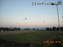 [P16] Unul dintre terenuri fusese refacut dupa metoda Stadionului National cand s-a jucat cu Danemarca! Mult nisip si cu samanta de ierba cu explozie rapida! In numai trei zile gazonul a fost din nou verde! Se vede in departare gazonul cu nisip! » foto by EDUARD1
 - 
<span class="allrVoted glyphicon glyphicon-heart hidden" id="av23562"></span>
<a class="m-l-10 hidden" id="sv23562" onclick="voting_Foto_DelVot(,23562,3242)" role="button">șterge vot <span class="glyphicon glyphicon-remove"></span></a>
<a id="v923562" class=" c-red"  onclick="voting_Foto_SetVot(23562)" role="button"><span class="glyphicon glyphicon-heart-empty"></span> <b>LIKE</b> = Votează poza</a> <img class="hidden"  id="f23562W9" src="/imagini/loader.gif" border="0" /><span class="AjErrMes hidden" id="e23562ErM"></span>