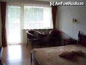 [P01] Camera mare de la Hotel Acvila.  » foto by nadiaandreea
 - 
<span class="allrVoted glyphicon glyphicon-heart hidden" id="av448646"></span>
<a class="m-l-10 hidden" id="sv448646" onclick="voting_Foto_DelVot(,448646,3243)" role="button">șterge vot <span class="glyphicon glyphicon-remove"></span></a>
<a id="v9448646" class=" c-red"  onclick="voting_Foto_SetVot(448646)" role="button"><span class="glyphicon glyphicon-heart-empty"></span> <b>LIKE</b> = Votează poza</a> <img class="hidden"  id="f448646W9" src="/imagini/loader.gif" border="0" /><span class="AjErrMes hidden" id="e448646ErM"></span>