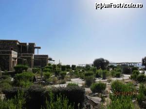 [P32] Jabal Akhdar - Sahab Hotel » foto by Mirna
 - 
<span class="allrVoted glyphicon glyphicon-heart hidden" id="av624809"></span>
<a class="m-l-10 hidden" id="sv624809" onclick="voting_Foto_DelVot(,624809,3254)" role="button">șterge vot <span class="glyphicon glyphicon-remove"></span></a>
<a id="v9624809" class=" c-red"  onclick="voting_Foto_SetVot(624809)" role="button"><span class="glyphicon glyphicon-heart-empty"></span> <b>LIKE</b> = Votează poza</a> <img class="hidden"  id="f624809W9" src="/imagini/loader.gif" border="0" /><span class="AjErrMes hidden" id="e624809ErM"></span>