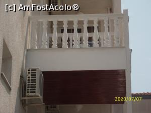 [P16] Aici se văd bine cele două balustrade, cea din față - a camerei 109, iar cea din spate - a camerei 108 » foto by puiutea
 - 
<span class="allrVoted glyphicon glyphicon-heart hidden" id="av1171661"></span>
<a class="m-l-10 hidden" id="sv1171661" onclick="voting_Foto_DelVot(,1171661,3261)" role="button">șterge vot <span class="glyphicon glyphicon-remove"></span></a>
<a id="v91171661" class=" c-red"  onclick="voting_Foto_SetVot(1171661)" role="button"><span class="glyphicon glyphicon-heart-empty"></span> <b>LIKE</b> = Votează poza</a> <img class="hidden"  id="f1171661W9" src="/imagini/loader.gif" border="0" /><span class="AjErrMes hidden" id="e1171661ErM"></span>