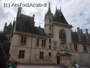 [P09] Bourges - Palatul Jacques Cœur. » foto by iulianic
 - 
<span class="allrVoted glyphicon glyphicon-heart hidden" id="av1432485"></span>
<a class="m-l-10 hidden" id="sv1432485" onclick="voting_Foto_DelVot(,1432485,3364)" role="button">șterge vot <span class="glyphicon glyphicon-remove"></span></a>
<a id="v91432485" class=" c-red"  onclick="voting_Foto_SetVot(1432485)" role="button"><span class="glyphicon glyphicon-heart-empty"></span> <b>LIKE</b> = Votează poza</a> <img class="hidden"  id="f1432485W9" src="/imagini/loader.gif" border="0" /><span class="AjErrMes hidden" id="e1432485ErM"></span>