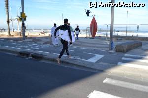 [P33] In Tel Aviv era numai bun de surfing.  » foto by TraianS
 - 
<span class="allrVoted glyphicon glyphicon-heart hidden" id="av598487"></span>
<a class="m-l-10 hidden" id="sv598487" onclick="voting_Foto_DelVot(,598487,3380)" role="button">șterge vot <span class="glyphicon glyphicon-remove"></span></a>
<a id="v9598487" class=" c-red"  onclick="voting_Foto_SetVot(598487)" role="button"><span class="glyphicon glyphicon-heart-empty"></span> <b>LIKE</b> = Votează poza</a> <img class="hidden"  id="f598487W9" src="/imagini/loader.gif" border="0" /><span class="AjErrMes hidden" id="e598487ErM"></span>