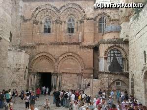 [P13] la intrare in biserica sf. mormant » foto by elenaadina
 - 
<span class="allrVoted glyphicon glyphicon-heart hidden" id="av515322"></span>
<a class="m-l-10 hidden" id="sv515322" onclick="voting_Foto_DelVot(,515322,3380)" role="button">șterge vot <span class="glyphicon glyphicon-remove"></span></a>
<a id="v9515322" class=" c-red"  onclick="voting_Foto_SetVot(515322)" role="button"><span class="glyphicon glyphicon-heart-empty"></span> <b>LIKE</b> = Votează poza</a> <img class="hidden"  id="f515322W9" src="/imagini/loader.gif" border="0" /><span class="AjErrMes hidden" id="e515322ErM"></span>