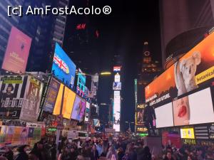 [P32] Times Square » foto by robert
 - 
<span class="allrVoted glyphicon glyphicon-heart hidden" id="av1150791"></span>
<a class="m-l-10 hidden" id="sv1150791" onclick="voting_Foto_DelVot(,1150791,3385)" role="button">șterge vot <span class="glyphicon glyphicon-remove"></span></a>
<a id="v91150791" class=" c-red"  onclick="voting_Foto_SetVot(1150791)" role="button"><span class="glyphicon glyphicon-heart-empty"></span> <b>LIKE</b> = Votează poza</a> <img class="hidden"  id="f1150791W9" src="/imagini/loader.gif" border="0" /><span class="AjErrMes hidden" id="e1150791ErM"></span>