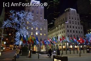 [P16] Piata Rockefeller » foto by AZE
 - 
<span class="allrVoted glyphicon glyphicon-heart hidden" id="av765621"></span>
<a class="m-l-10 hidden" id="sv765621" onclick="voting_Foto_DelVot(,765621,3385)" role="button">șterge vot <span class="glyphicon glyphicon-remove"></span></a>
<a id="v9765621" class=" c-red"  onclick="voting_Foto_SetVot(765621)" role="button"><span class="glyphicon glyphicon-heart-empty"></span> <b>LIKE</b> = Votează poza</a> <img class="hidden"  id="f765621W9" src="/imagini/loader.gif" border="0" /><span class="AjErrMes hidden" id="e765621ErM"></span>