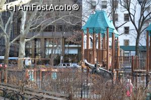 [P16] Loc de joaca pentru copii in parcul Madison » foto by AZE
 - 
<span class="allrVoted glyphicon glyphicon-heart hidden" id="av786458"></span>
<a class="m-l-10 hidden" id="sv786458" onclick="voting_Foto_DelVot(,786458,3385)" role="button">șterge vot <span class="glyphicon glyphicon-remove"></span></a>
<a id="v9786458" class=" c-red"  onclick="voting_Foto_SetVot(786458)" role="button"><span class="glyphicon glyphicon-heart-empty"></span> <b>LIKE</b> = Votează poza</a> <img class="hidden"  id="f786458W9" src="/imagini/loader.gif" border="0" /><span class="AjErrMes hidden" id="e786458ErM"></span>