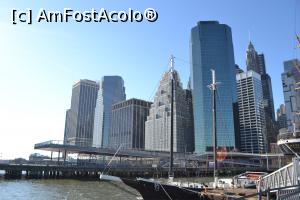 [P20] Seaport, in fundal Lower Manhattan » foto by AZE
 - 
<span class="allrVoted glyphicon glyphicon-heart hidden" id="av797716"></span>
<a class="m-l-10 hidden" id="sv797716" onclick="voting_Foto_DelVot(,797716,3385)" role="button">șterge vot <span class="glyphicon glyphicon-remove"></span></a>
<a id="v9797716" class=" c-red"  onclick="voting_Foto_SetVot(797716)" role="button"><span class="glyphicon glyphicon-heart-empty"></span> <b>LIKE</b> = Votează poza</a> <img class="hidden"  id="f797716W9" src="/imagini/loader.gif" border="0" /><span class="AjErrMes hidden" id="e797716ErM"></span>