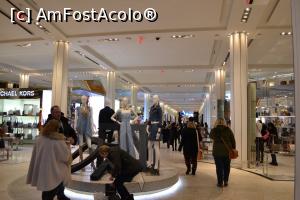 [P06] Imediat dupa intrare la parterul magazinului » foto by AZE
 - 
<span class="allrVoted glyphicon glyphicon-heart hidden" id="av798831"></span>
<a class="m-l-10 hidden" id="sv798831" onclick="voting_Foto_DelVot(,798831,3385)" role="button">șterge vot <span class="glyphicon glyphicon-remove"></span></a>
<a id="v9798831" class=" c-red"  onclick="voting_Foto_SetVot(798831)" role="button"><span class="glyphicon glyphicon-heart-empty"></span> <b>LIKE</b> = Votează poza</a> <img class="hidden"  id="f798831W9" src="/imagini/loader.gif" border="0" /><span class="AjErrMes hidden" id="e798831ErM"></span>