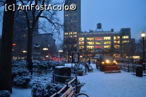 [P18] Parcul Union și un SUV de curățat zăpada » foto by AZE
 - 
<span class="allrVoted glyphicon glyphicon-heart hidden" id="av935547"></span>
<a class="m-l-10 hidden" id="sv935547" onclick="voting_Foto_DelVot(,935547,3385)" role="button">șterge vot <span class="glyphicon glyphicon-remove"></span></a>
<a id="v9935547" class=" c-red"  onclick="voting_Foto_SetVot(935547)" role="button"><span class="glyphicon glyphicon-heart-empty"></span> <b>LIKE</b> = Votează poza</a> <img class="hidden"  id="f935547W9" src="/imagini/loader.gif" border="0" /><span class="AjErrMes hidden" id="e935547ErM"></span>