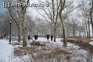 [P51] Peisaj de iarnă-Battery Park Manhattan » foto by AZE
 - 
<span class="allrVoted glyphicon glyphicon-heart hidden" id="av935580"></span>
<a class="m-l-10 hidden" id="sv935580" onclick="voting_Foto_DelVot(,935580,3385)" role="button">șterge vot <span class="glyphicon glyphicon-remove"></span></a>
<a id="v9935580" class=" c-red"  onclick="voting_Foto_SetVot(935580)" role="button"><span class="glyphicon glyphicon-heart-empty"></span> <b>LIKE</b> = Votează poza</a> <img class="hidden"  id="f935580W9" src="/imagini/loader.gif" border="0" /><span class="AjErrMes hidden" id="e935580ErM"></span>