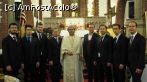 [P02] Corul Harisma şi părintele Th. Damian » foto by ioan marinescu
 - 
<span class="allrVoted glyphicon glyphicon-heart hidden" id="av839750"></span>
<a class="m-l-10 hidden" id="sv839750" onclick="voting_Foto_DelVot(,839750,3385)" role="button">șterge vot <span class="glyphicon glyphicon-remove"></span></a>
<a id="v9839750" class=" c-red"  onclick="voting_Foto_SetVot(839750)" role="button"><span class="glyphicon glyphicon-heart-empty"></span> <b>LIKE</b> = Votează poza</a> <img class="hidden"  id="f839750W9" src="/imagini/loader.gif" border="0" /><span class="AjErrMes hidden" id="e839750ErM"></span>