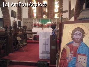 [P03] Interiorul bisericii 'St. George Episcopal Church' unde este găzduită (cu chirie) şi Biserica Ortodoxă Română 'Sf. Ap. Petru şi Pavel' » foto by ioan marinescu
 - 
<span class="allrVoted glyphicon glyphicon-heart hidden" id="av839756"></span>
<a class="m-l-10 hidden" id="sv839756" onclick="voting_Foto_DelVot(,839756,3385)" role="button">șterge vot <span class="glyphicon glyphicon-remove"></span></a>
<a id="v9839756" class=" c-red"  onclick="voting_Foto_SetVot(839756)" role="button"><span class="glyphicon glyphicon-heart-empty"></span> <b>LIKE</b> = Votează poza</a> <img class="hidden"  id="f839756W9" src="/imagini/loader.gif" border="0" /><span class="AjErrMes hidden" id="e839756ErM"></span>
