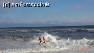 [P10] I-a luat valul!  » foto by ioan marinescu
 - 
<span class="allrVoted glyphicon glyphicon-heart hidden" id="av919018"></span>
<a class="m-l-10 hidden" id="sv919018" onclick="voting_Foto_DelVot(,919018,3385)" role="button">șterge vot <span class="glyphicon glyphicon-remove"></span></a>
<a id="v9919018" class=" c-red"  onclick="voting_Foto_SetVot(919018)" role="button"><span class="glyphicon glyphicon-heart-empty"></span> <b>LIKE</b> = Votează poza</a> <img class="hidden"  id="f919018W9" src="/imagini/loader.gif" border="0" /><span class="AjErrMes hidden" id="e919018ErM"></span>