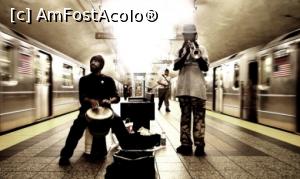 [P13] Baladiștii de prin stații.  » foto by ioan marinescu
 - 
<span class="allrVoted glyphicon glyphicon-heart hidden" id="av929035"></span>
<a class="m-l-10 hidden" id="sv929035" onclick="voting_Foto_DelVot(,929035,3385)" role="button">șterge vot <span class="glyphicon glyphicon-remove"></span></a>
<a id="v9929035" class=" c-red"  onclick="voting_Foto_SetVot(929035)" role="button"><span class="glyphicon glyphicon-heart-empty"></span> <b>LIKE</b> = Votează poza</a> <img class="hidden"  id="f929035W9" src="/imagini/loader.gif" border="0" /><span class="AjErrMes hidden" id="e929035ErM"></span>