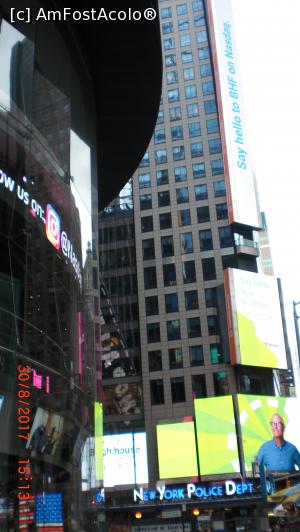 [P06] In această clădire ”micuță” sălășuiește și sectia de poliție a cartierului Manhattan.  » foto by ioan marinescu
 - 
<span class="allrVoted glyphicon glyphicon-heart hidden" id="av940455"></span>
<a class="m-l-10 hidden" id="sv940455" onclick="voting_Foto_DelVot(,940455,3385)" role="button">șterge vot <span class="glyphicon glyphicon-remove"></span></a>
<a id="v9940455" class=" c-red"  onclick="voting_Foto_SetVot(940455)" role="button"><span class="glyphicon glyphicon-heart-empty"></span> <b>LIKE</b> = Votează poza</a> <img class="hidden"  id="f940455W9" src="/imagini/loader.gif" border="0" /><span class="AjErrMes hidden" id="e940455ErM"></span>