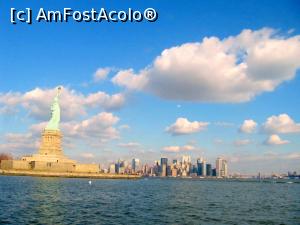 [P12] Spre insula Ellis » foto by Michi
 - 
<span class="allrVoted glyphicon glyphicon-heart hidden" id="av1164234"></span>
<a class="m-l-10 hidden" id="sv1164234" onclick="voting_Foto_DelVot(,1164234,3385)" role="button">șterge vot <span class="glyphicon glyphicon-remove"></span></a>
<a id="v91164234" class=" c-red"  onclick="voting_Foto_SetVot(1164234)" role="button"><span class="glyphicon glyphicon-heart-empty"></span> <b>LIKE</b> = Votează poza</a> <img class="hidden"  id="f1164234W9" src="/imagini/loader.gif" border="0" /><span class="AjErrMes hidden" id="e1164234ErM"></span>