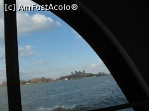 [P06] Privind prin hublou » foto by Michi
 - 
<span class="allrVoted glyphicon glyphicon-heart hidden" id="av1164228"></span>
<a class="m-l-10 hidden" id="sv1164228" onclick="voting_Foto_DelVot(,1164228,3385)" role="button">șterge vot <span class="glyphicon glyphicon-remove"></span></a>
<a id="v91164228" class=" c-red"  onclick="voting_Foto_SetVot(1164228)" role="button"><span class="glyphicon glyphicon-heart-empty"></span> <b>LIKE</b> = Votează poza</a> <img class="hidden"  id="f1164228W9" src="/imagini/loader.gif" border="0" /><span class="AjErrMes hidden" id="e1164228ErM"></span>