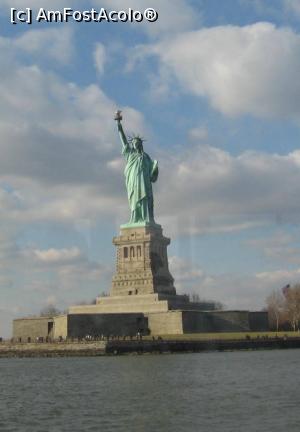 [P09] Statuia Libertăţii » foto by Michi
 - 
<span class="allrVoted glyphicon glyphicon-heart hidden" id="av1164231"></span>
<a class="m-l-10 hidden" id="sv1164231" onclick="voting_Foto_DelVot(,1164231,3385)" role="button">șterge vot <span class="glyphicon glyphicon-remove"></span></a>
<a id="v91164231" class=" c-red"  onclick="voting_Foto_SetVot(1164231)" role="button"><span class="glyphicon glyphicon-heart-empty"></span> <b>LIKE</b> = Votează poza</a> <img class="hidden"  id="f1164231W9" src="/imagini/loader.gif" border="0" /><span class="AjErrMes hidden" id="e1164231ErM"></span>
