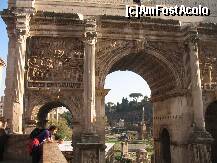 [P05] Arcul lui Septimiu Sever din Forumul roman » foto by dorgo
 - 
<span class="allrVoted glyphicon glyphicon-heart hidden" id="av163110"></span>
<a class="m-l-10 hidden" id="sv163110" onclick="voting_Foto_DelVot(,163110,3406)" role="button">șterge vot <span class="glyphicon glyphicon-remove"></span></a>
<a id="v9163110" class=" c-red"  onclick="voting_Foto_SetVot(163110)" role="button"><span class="glyphicon glyphicon-heart-empty"></span> <b>LIKE</b> = Votează poza</a> <img class="hidden"  id="f163110W9" src="/imagini/loader.gif" border="0" /><span class="AjErrMes hidden" id="e163110ErM"></span>