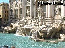 [P20] Fontana di Trevi » foto by kathy15
 - 
<span class="allrVoted glyphicon glyphicon-heart hidden" id="av196053"></span>
<a class="m-l-10 hidden" id="sv196053" onclick="voting_Foto_DelVot(,196053,3406)" role="button">șterge vot <span class="glyphicon glyphicon-remove"></span></a>
<a id="v9196053" class=" c-red"  onclick="voting_Foto_SetVot(196053)" role="button"><span class="glyphicon glyphicon-heart-empty"></span> <b>LIKE</b> = Votează poza</a> <img class="hidden"  id="f196053W9" src="/imagini/loader.gif" border="0" /><span class="AjErrMes hidden" id="e196053ErM"></span>