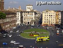 [P11] Piazza Venezia,unde odinioara a fost ucis Caesar. » foto by camelia p
 - 
<span class="allrVoted glyphicon glyphicon-heart hidden" id="av156180"></span>
<a class="m-l-10 hidden" id="sv156180" onclick="voting_Foto_DelVot(,156180,3406)" role="button">șterge vot <span class="glyphicon glyphicon-remove"></span></a>
<a id="v9156180" class=" c-red"  onclick="voting_Foto_SetVot(156180)" role="button"><span class="glyphicon glyphicon-heart-empty"></span> <b>LIKE</b> = Votează poza</a> <img class="hidden"  id="f156180W9" src="/imagini/loader.gif" border="0" /><span class="AjErrMes hidden" id="e156180ErM"></span>