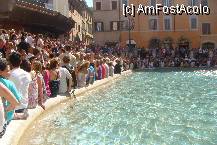[P12] FONTANA DI TREVI-ABSOLUT MINUNATA!!! » foto by guesswhoo*
 - 
<span class="allrVoted glyphicon glyphicon-heart hidden" id="av238887"></span>
<a class="m-l-10 hidden" id="sv238887" onclick="voting_Foto_DelVot(,238887,3406)" role="button">șterge vot <span class="glyphicon glyphicon-remove"></span></a>
<a id="v9238887" class=" c-red"  onclick="voting_Foto_SetVot(238887)" role="button"><span class="glyphicon glyphicon-heart-empty"></span> <b>LIKE</b> = Votează poza</a> <img class="hidden"  id="f238887W9" src="/imagini/loader.gif" border="0" /><span class="AjErrMes hidden" id="e238887ErM"></span>