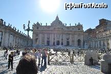 [P04] Z1: Basilica si scaunele din fata ieri, ramase probabil de la ceremonia de beatificare » foto by gophren
 - 
<span class="allrVoted glyphicon glyphicon-heart hidden" id="av201925"></span>
<a class="m-l-10 hidden" id="sv201925" onclick="voting_Foto_DelVot(,201925,3406)" role="button">șterge vot <span class="glyphicon glyphicon-remove"></span></a>
<a id="v9201925" class=" c-red"  onclick="voting_Foto_SetVot(201925)" role="button"><span class="glyphicon glyphicon-heart-empty"></span> <b>LIKE</b> = Votează poza</a> <img class="hidden"  id="f201925W9" src="/imagini/loader.gif" border="0" /><span class="AjErrMes hidden" id="e201925ErM"></span>