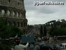 [P24] Roma - Colosseum şi Arcul lui Constantin.  » foto by iulianic
 - 
<span class="allrVoted glyphicon glyphicon-heart hidden" id="av405665"></span>
<a class="m-l-10 hidden" id="sv405665" onclick="voting_Foto_DelVot(,405665,3406)" role="button">șterge vot <span class="glyphicon glyphicon-remove"></span></a>
<a id="v9405665" class=" c-red"  onclick="voting_Foto_SetVot(405665)" role="button"><span class="glyphicon glyphicon-heart-empty"></span> <b>LIKE</b> = Votează poza</a> <img class="hidden"  id="f405665W9" src="/imagini/loader.gif" border="0" /><span class="AjErrMes hidden" id="e405665ErM"></span>