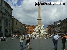 [P73] Roma - Piazza Navona, Fontana dei Quattro Fiumi.  » foto by iulianic
 - 
<span class="allrVoted glyphicon glyphicon-heart hidden" id="av405721"></span>
<a class="m-l-10 hidden" id="sv405721" onclick="voting_Foto_DelVot(,405721,3406)" role="button">șterge vot <span class="glyphicon glyphicon-remove"></span></a>
<a id="v9405721" class=" c-red"  onclick="voting_Foto_SetVot(405721)" role="button"><span class="glyphicon glyphicon-heart-empty"></span> <b>LIKE</b> = Votează poza</a> <img class="hidden"  id="f405721W9" src="/imagini/loader.gif" border="0" /><span class="AjErrMes hidden" id="e405721ErM"></span>