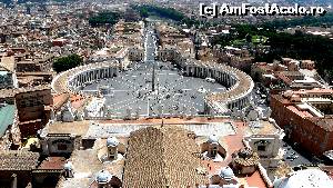 [P07] Vederea clasică asupra Pieţei Sf Petru, de pe cupola Bazilicii cu acelaşi nume » foto by iuliaen
 - 
<span class="allrVoted glyphicon glyphicon-heart hidden" id="av552863"></span>
<a class="m-l-10 hidden" id="sv552863" onclick="voting_Foto_DelVot(,552863,3406)" role="button">șterge vot <span class="glyphicon glyphicon-remove"></span></a>
<a id="v9552863" class=" c-red"  onclick="voting_Foto_SetVot(552863)" role="button"><span class="glyphicon glyphicon-heart-empty"></span> <b>LIKE</b> = Votează poza</a> <img class="hidden"  id="f552863W9" src="/imagini/loader.gif" border="0" /><span class="AjErrMes hidden" id="e552863ErM"></span>