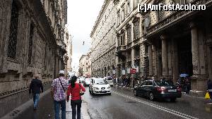 [P23] Cladiri pe Via del Corso » foto by ania
 - 
<span class="allrVoted glyphicon glyphicon-heart hidden" id="av600589"></span>
<a class="m-l-10 hidden" id="sv600589" onclick="voting_Foto_DelVot(,600589,3406)" role="button">șterge vot <span class="glyphicon glyphicon-remove"></span></a>
<a id="v9600589" class=" c-red"  onclick="voting_Foto_SetVot(600589)" role="button"><span class="glyphicon glyphicon-heart-empty"></span> <b>LIKE</b> = Votează poza</a> <img class="hidden"  id="f600589W9" src="/imagini/loader.gif" border="0" /><span class="AjErrMes hidden" id="e600589ErM"></span>