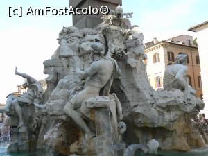 [P14] Fantana celor 4 Fluvii » foto by Xander
 - 
<span class="allrVoted glyphicon glyphicon-heart hidden" id="av759700"></span>
<a class="m-l-10 hidden" id="sv759700" onclick="voting_Foto_DelVot(,759700,3406)" role="button">șterge vot <span class="glyphicon glyphicon-remove"></span></a>
<a id="v9759700" class=" c-red"  onclick="voting_Foto_SetVot(759700)" role="button"><span class="glyphicon glyphicon-heart-empty"></span> <b>LIKE</b> = Votează poza</a> <img class="hidden"  id="f759700W9" src="/imagini/loader.gif" border="0" /><span class="AjErrMes hidden" id="e759700ErM"></span>