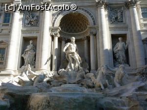 [P28] Fontana di Trevi » foto by Xander
 - 
<span class="allrVoted glyphicon glyphicon-heart hidden" id="av759738"></span>
<a class="m-l-10 hidden" id="sv759738" onclick="voting_Foto_DelVot(,759738,3406)" role="button">șterge vot <span class="glyphicon glyphicon-remove"></span></a>
<a id="v9759738" class=" c-red"  onclick="voting_Foto_SetVot(759738)" role="button"><span class="glyphicon glyphicon-heart-empty"></span> <b>LIKE</b> = Votează poza</a> <img class="hidden"  id="f759738W9" src="/imagini/loader.gif" border="0" /><span class="AjErrMes hidden" id="e759738ErM"></span>