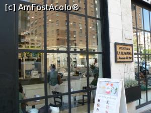[P51] Gelateria La Romana » foto by Xander
 - 
<span class="allrVoted glyphicon glyphicon-heart hidden" id="av759811"></span>
<a class="m-l-10 hidden" id="sv759811" onclick="voting_Foto_DelVot(,759811,3406)" role="button">șterge vot <span class="glyphicon glyphicon-remove"></span></a>
<a id="v9759811" class=" c-red"  onclick="voting_Foto_SetVot(759811)" role="button"><span class="glyphicon glyphicon-heart-empty"></span> <b>LIKE</b> = Votează poza</a> <img class="hidden"  id="f759811W9" src="/imagini/loader.gif" border="0" /><span class="AjErrMes hidden" id="e759811ErM"></span>